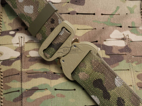 Belt medium-stiff COMBAT Multicam® 45mm wide with Cobra® 9kN flat metal buckle Universal size 70-120cm