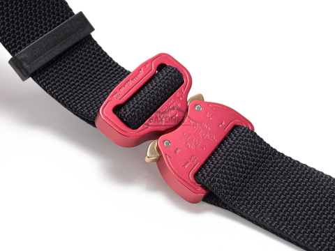 Belt medium-stiff COMBAT Black width of 38mm with metal buckle Cobra® 9kN pink Universal size 70-120cm