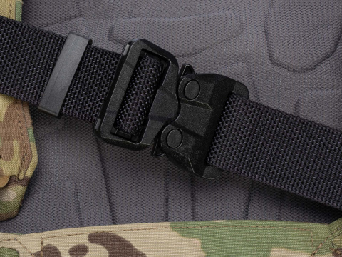 Belt medium-stiff COMBAT STEALTH Black width of 38mm with undetectable buckle Cobra® 25cN Universal size 70-120cm